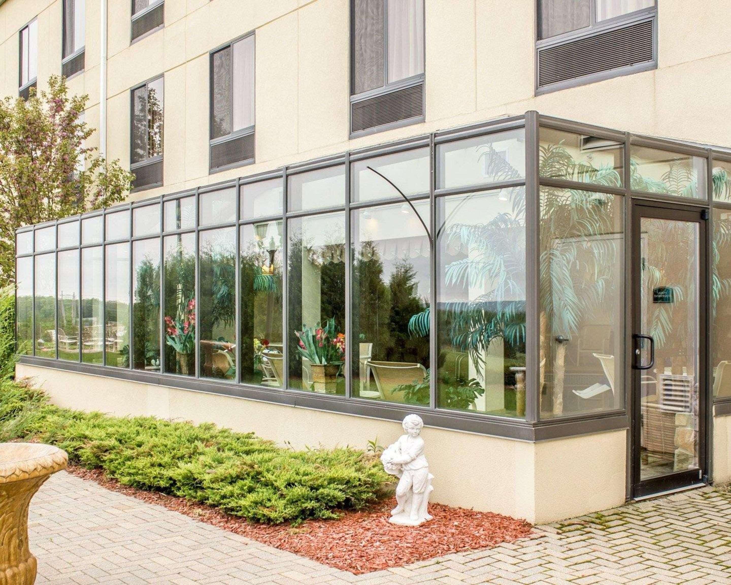 Comfort Suites Edinboro Exterior foto